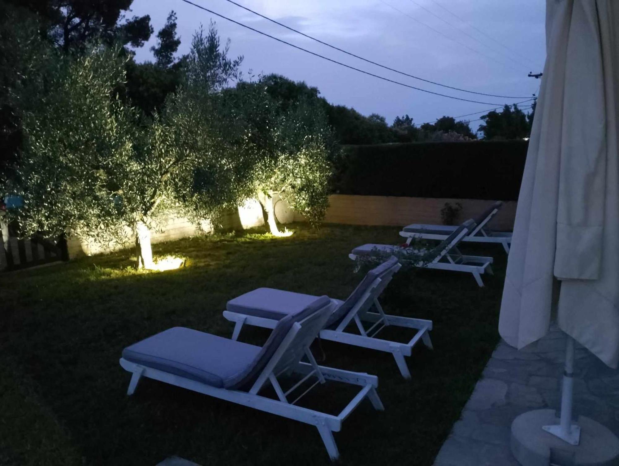 パリウリAlexandra'S Gardenアパートメント エクステリア 写真